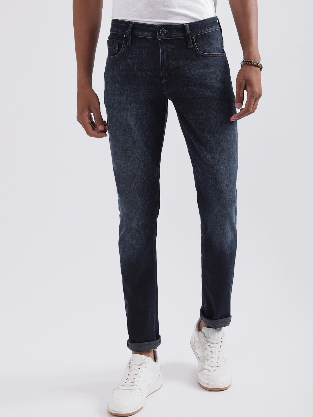 

Antony Morato Men Tapered Fit Light Fade Clean Look Jeans, Navy blue