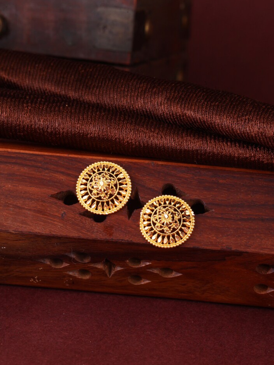 

MEENAZ Gold-Plated Floral Studs Earrings