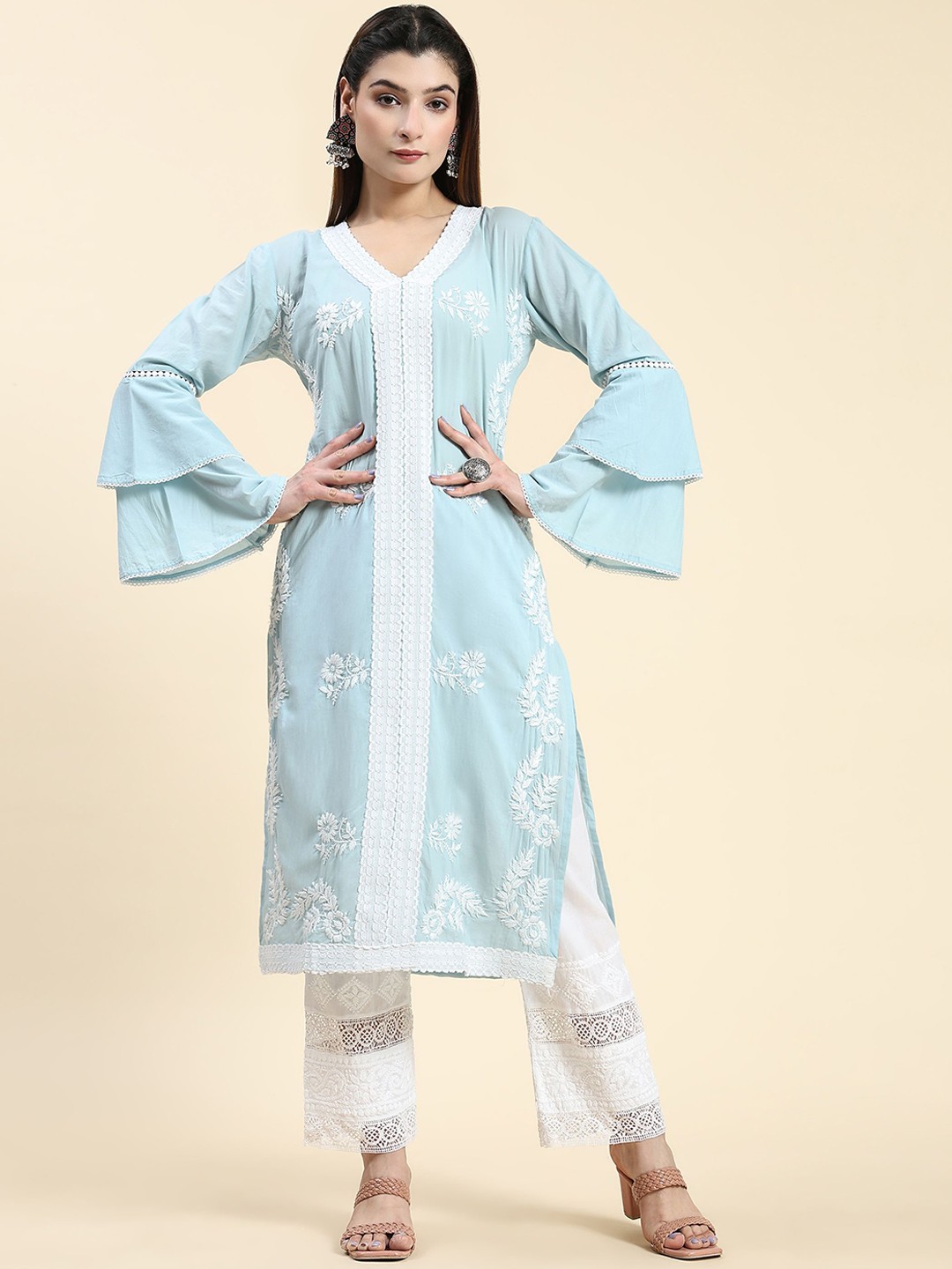 

HOUSE OF KARI Floral Embroidered Chikankari Cotton Kurta, Blue