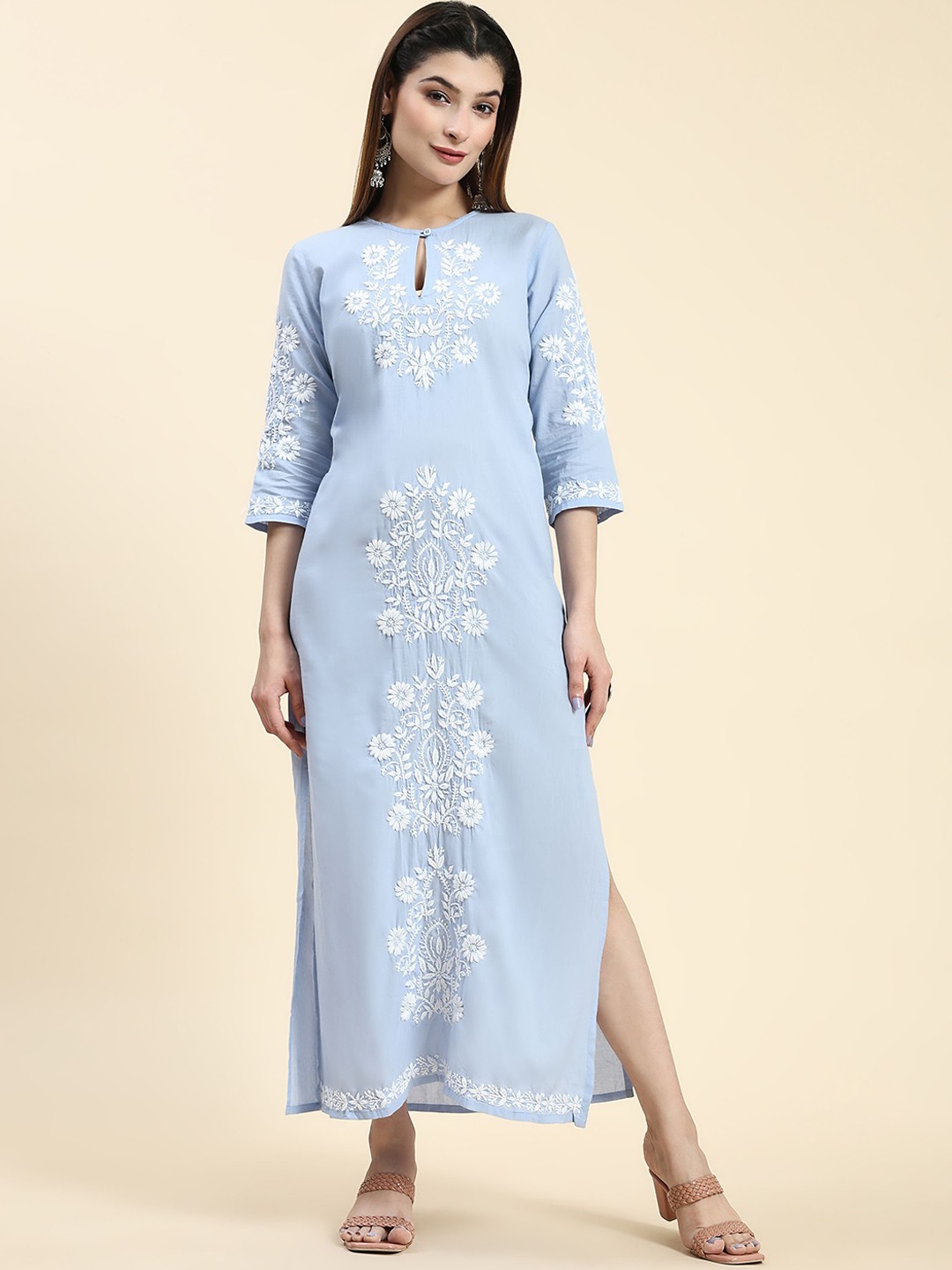 

HOUSE OF KARI Floral Embroidered Chikankari Cotton Kurta, Blue