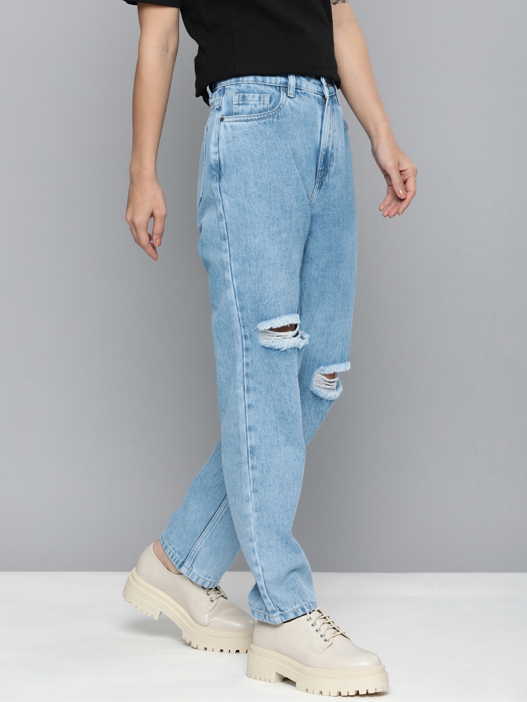 

Harvard Women Relaxed Fit High-Rise Slash Knee Light Fade Jeans, Blue
