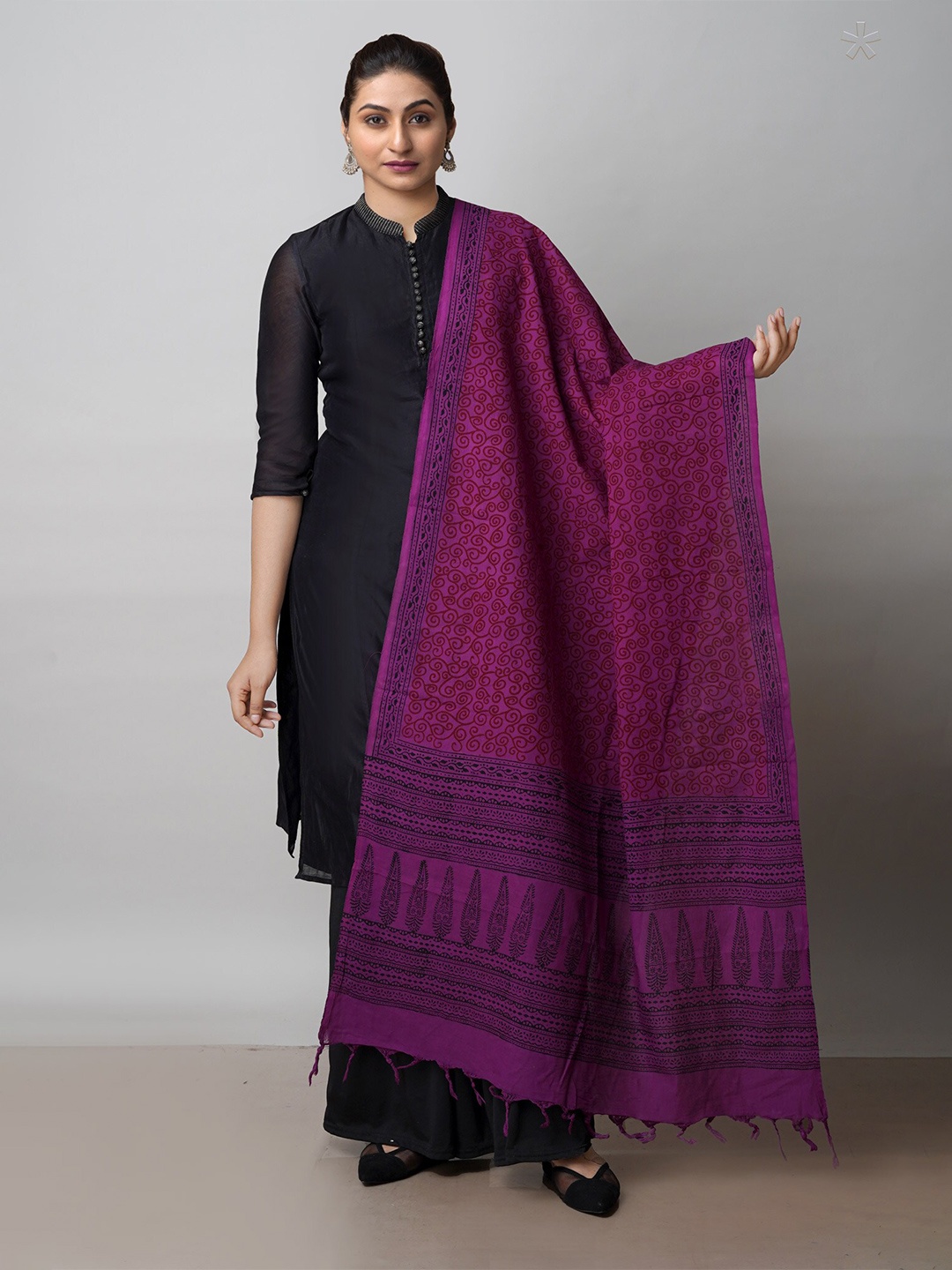 

Unnati Silks Ethnic Motifs Printed Dupatta, Purple