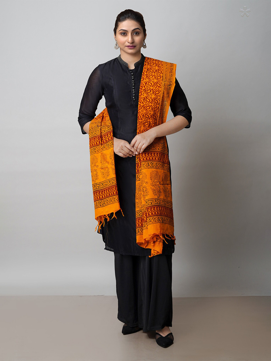 

Unnati Silks Ethnic Motifs Printed Dupatta, Orange