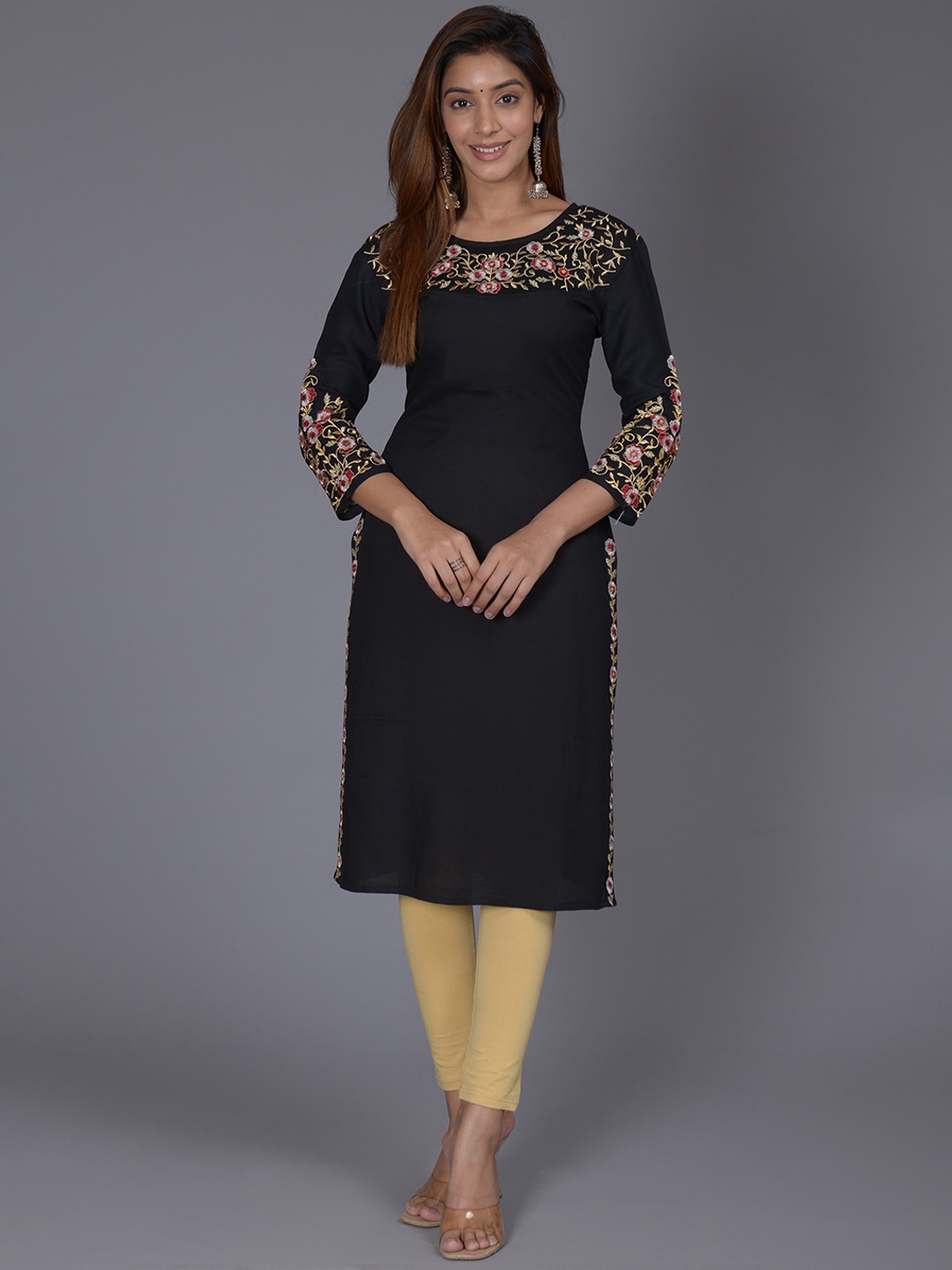 

Lovista Boat Neck Floral Embroidered Kurta, Black