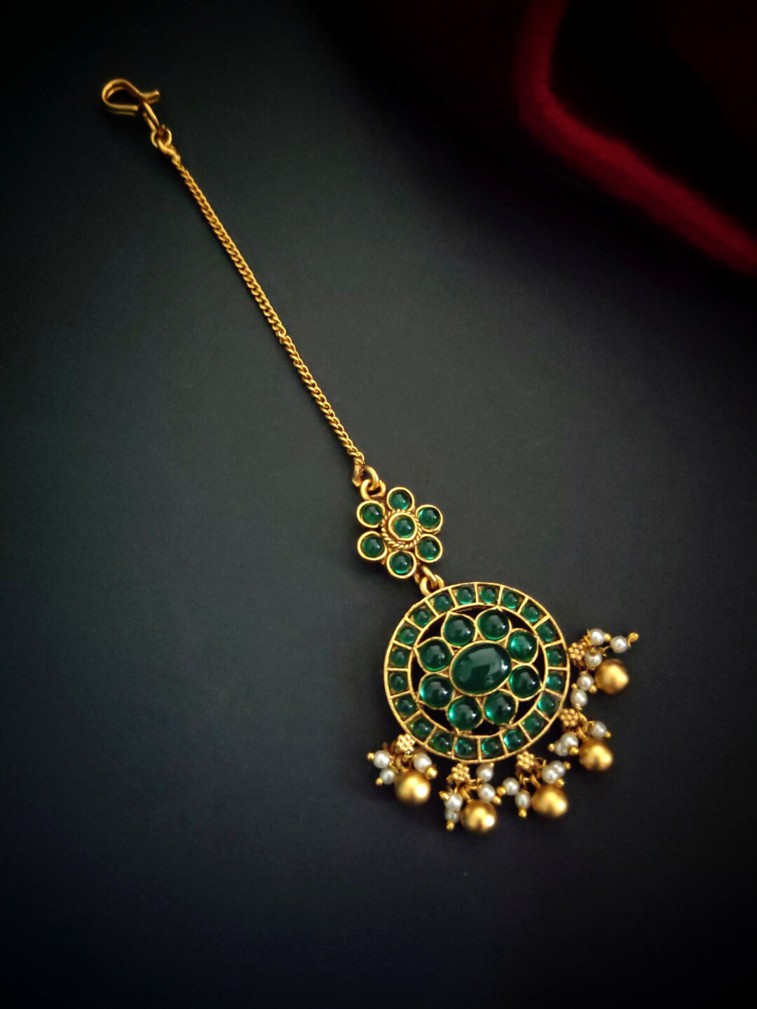 

Pihtara Jewels Gold-Plated Stone-Studded & Beaded Maang Tikka