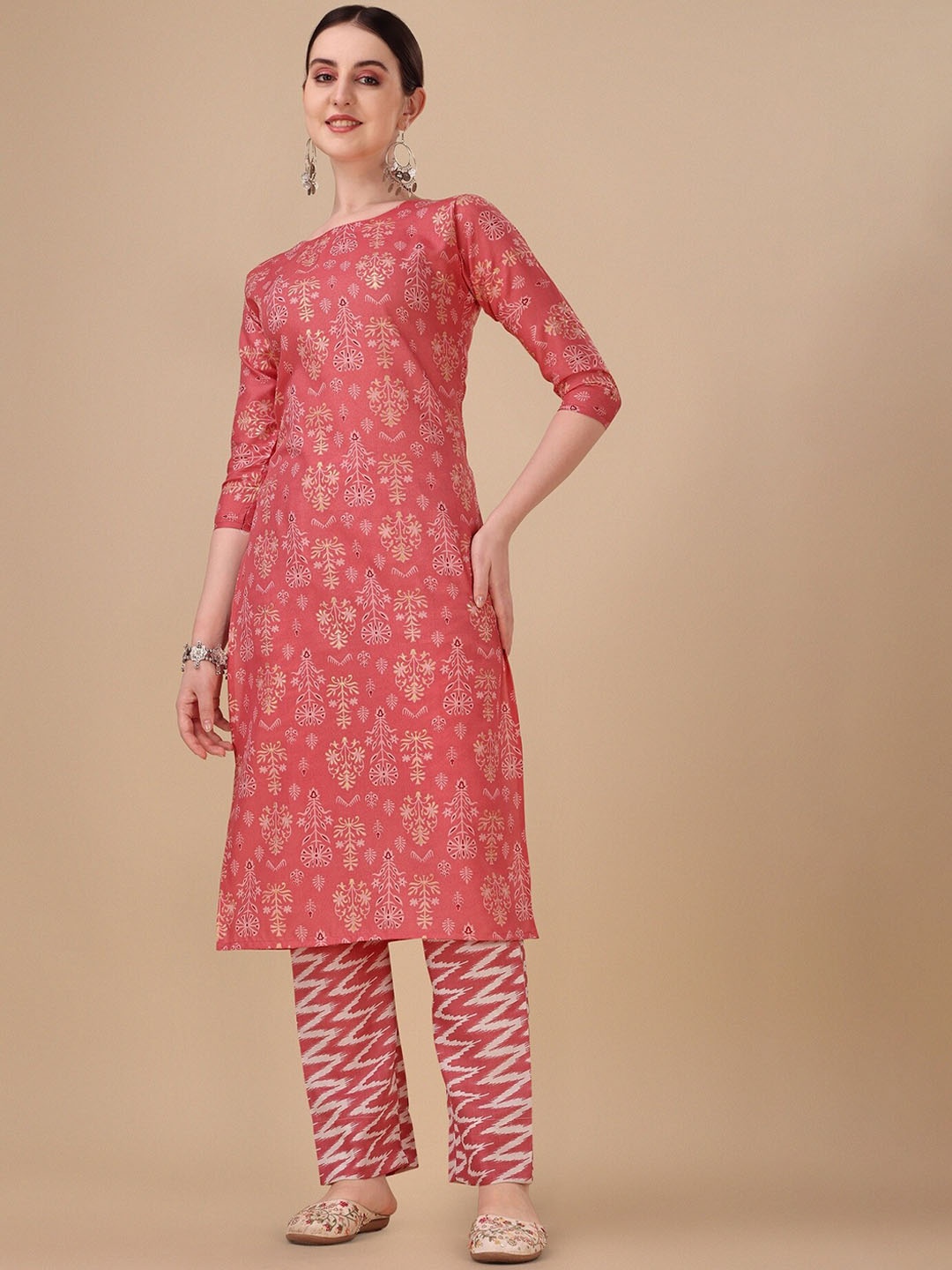 

Fashion Basket Ethnic Motifs Printed Regular Kurta With Trousers, Pink