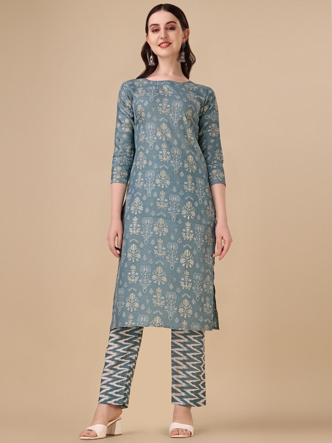 

Fashion Basket Ethnic Motifs Printed Regular Kurta with Trousers, Grey
