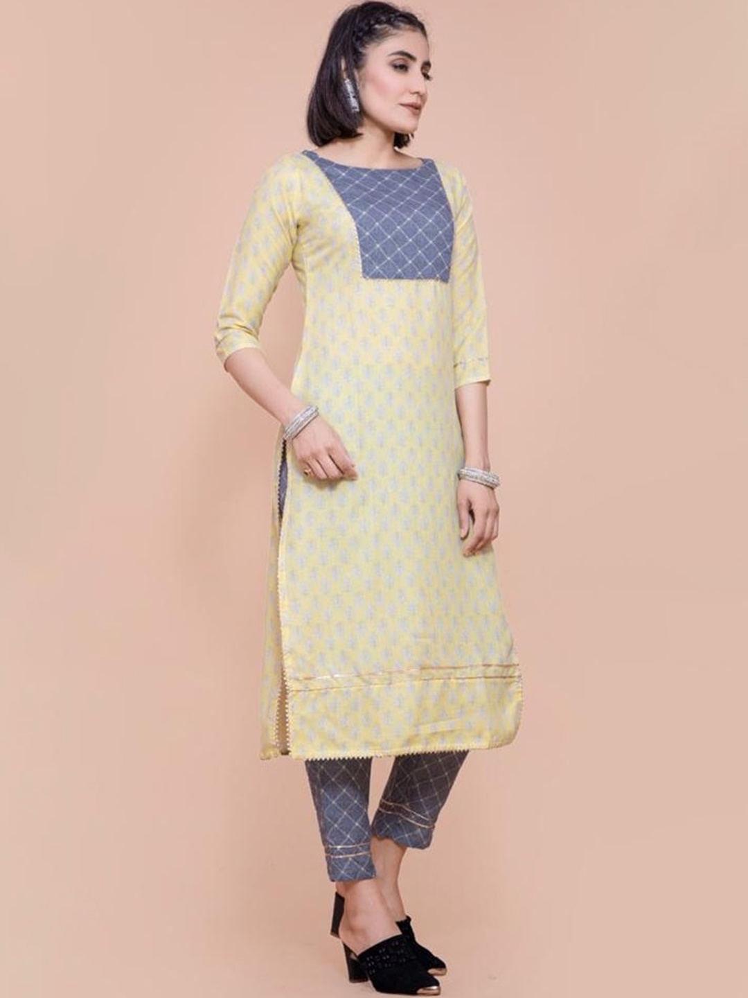 

Fashion Basket Ethnic Motifs Printed Regular Kurta with Trousers, Yellow