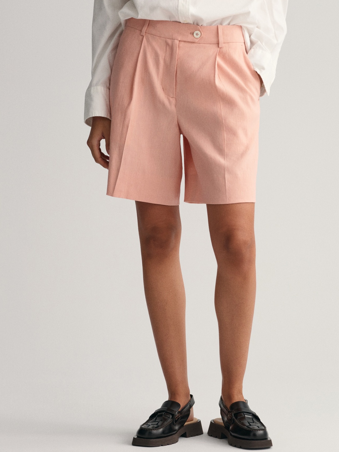 

GANT Women Regular Fit Shorts, Orange