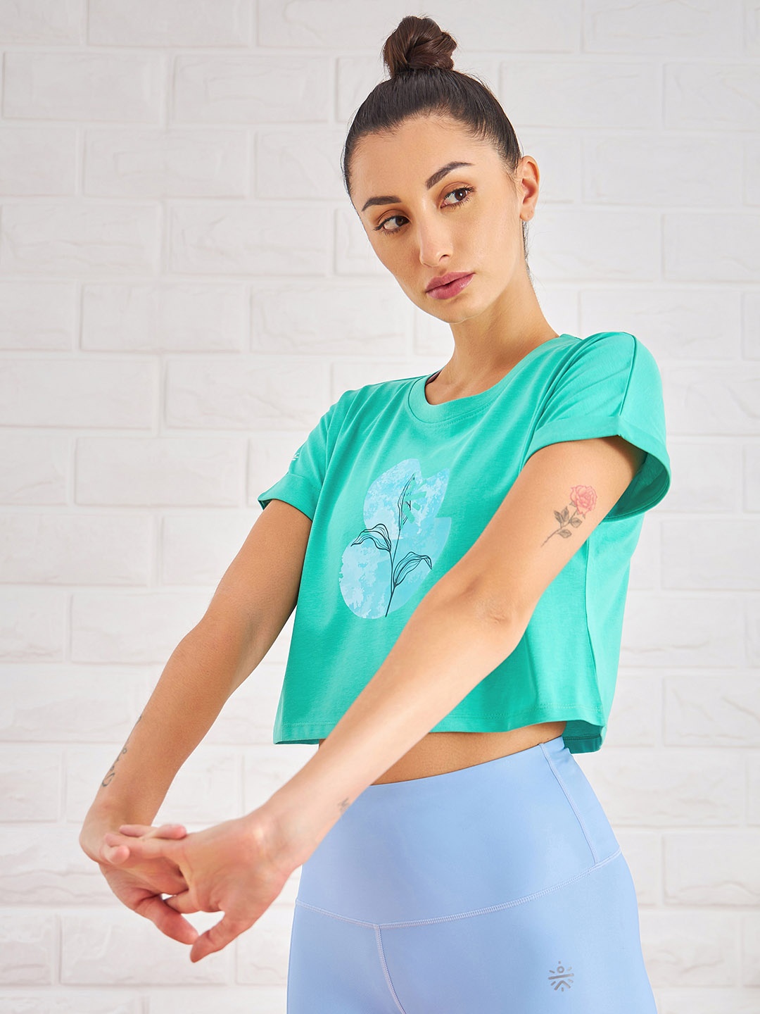 

CULT Graphic-Printed Yoga Crop Top, Sea green