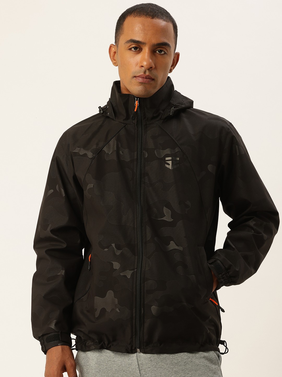 

Sports52 wear Printed Hooded Rain Jacket, Black