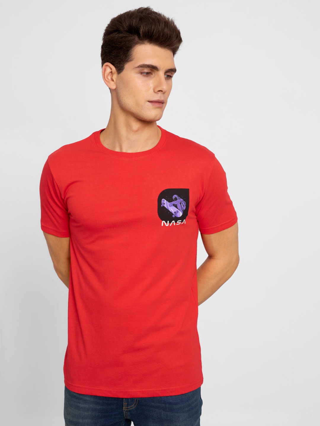 

Snitch Red Slim Fit NASA Printed Cotton T-shirt