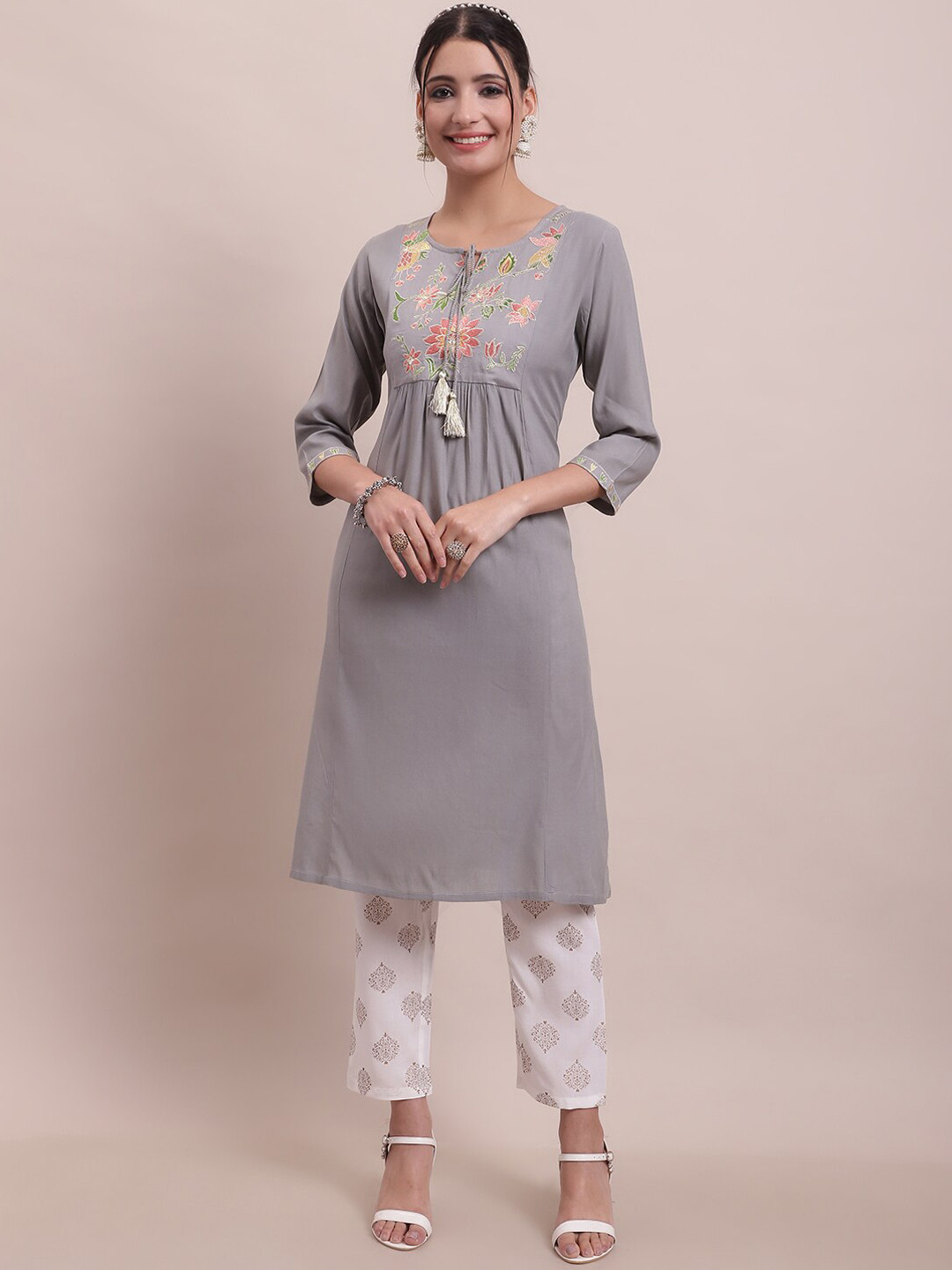 

KALINI Floral Embroidered Yoke Design Tie-up Neck Empire Kurta With Printed Trousers, Grey
