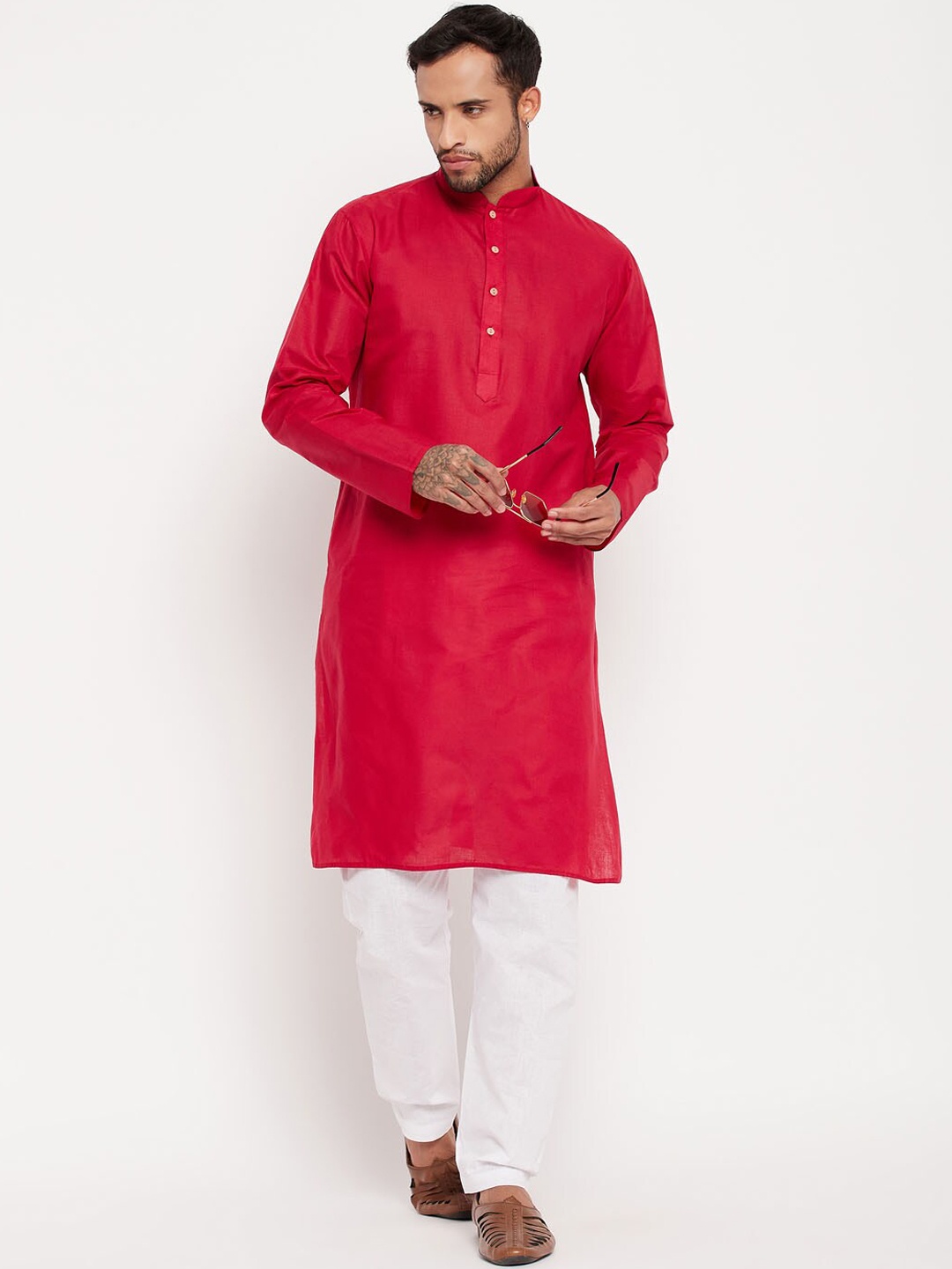 

VASTRAMAY Mandarin Collar Straight Kurta With Pyjama, Red