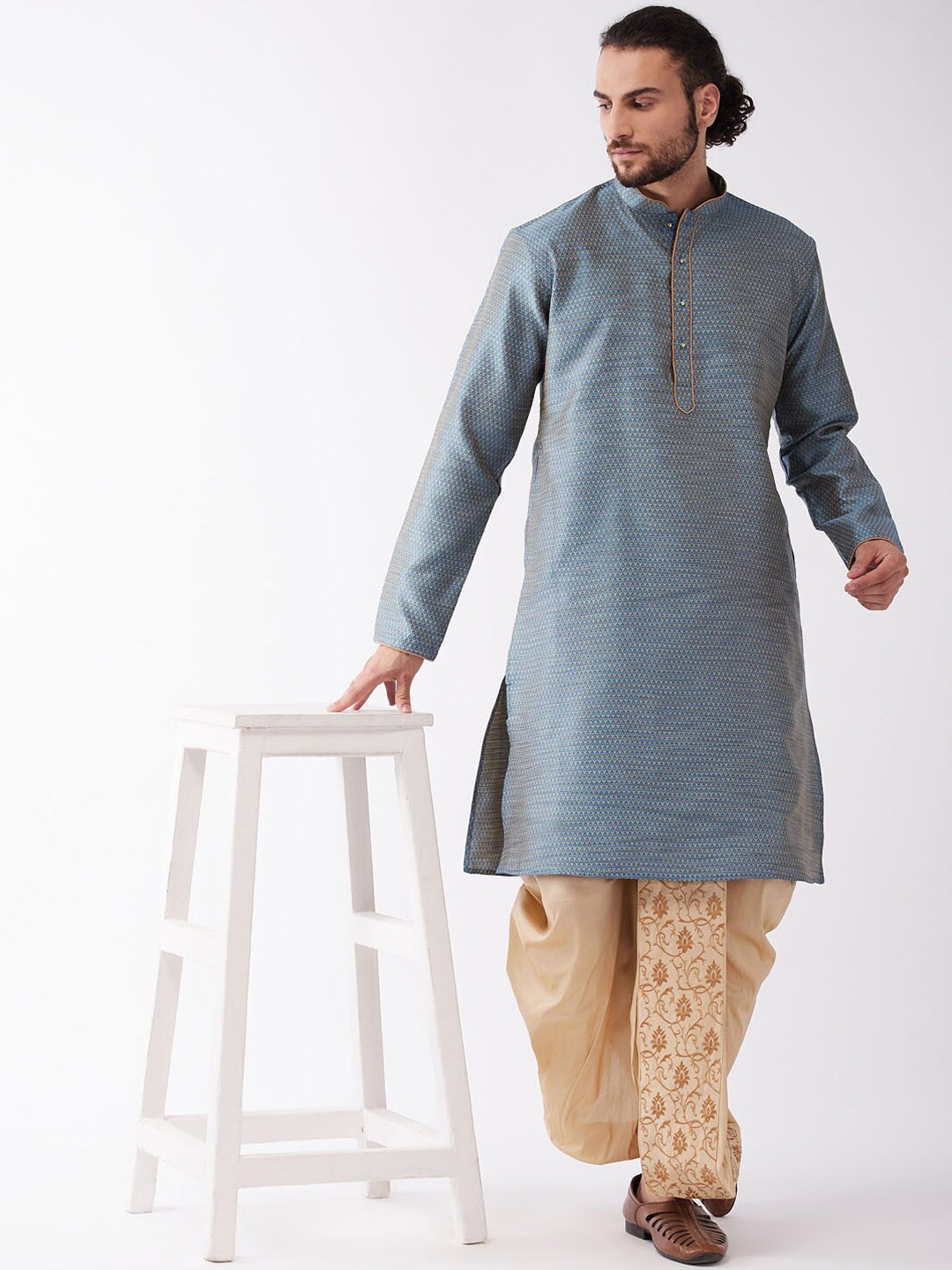 

VASTRAMAY Woven Design Mandarin Collar Straight Kurta With Dhotipants, Blue