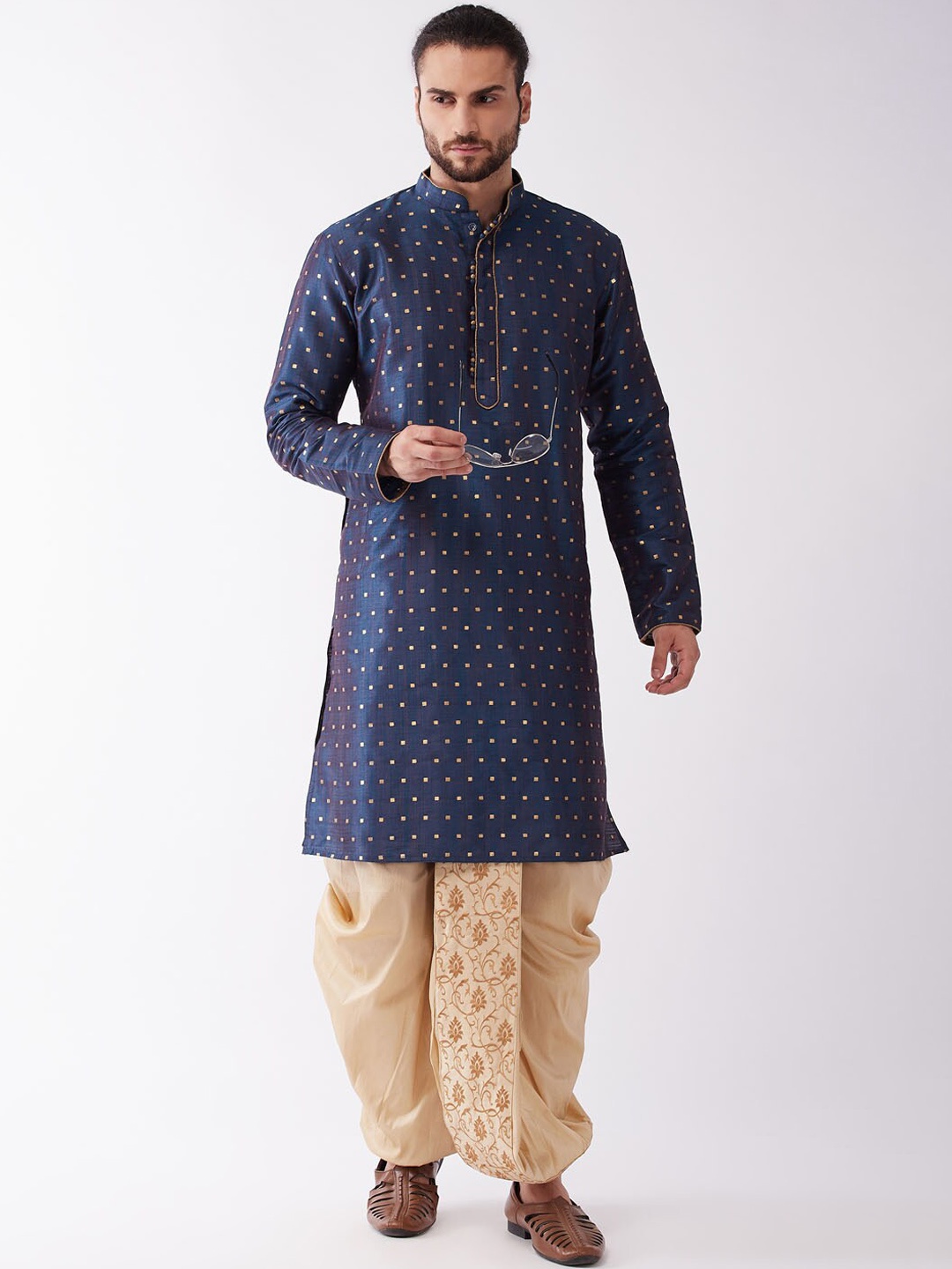 

VASTRAMAY Men Woven Design Regular Kurta with Dhoti Pants, Blue