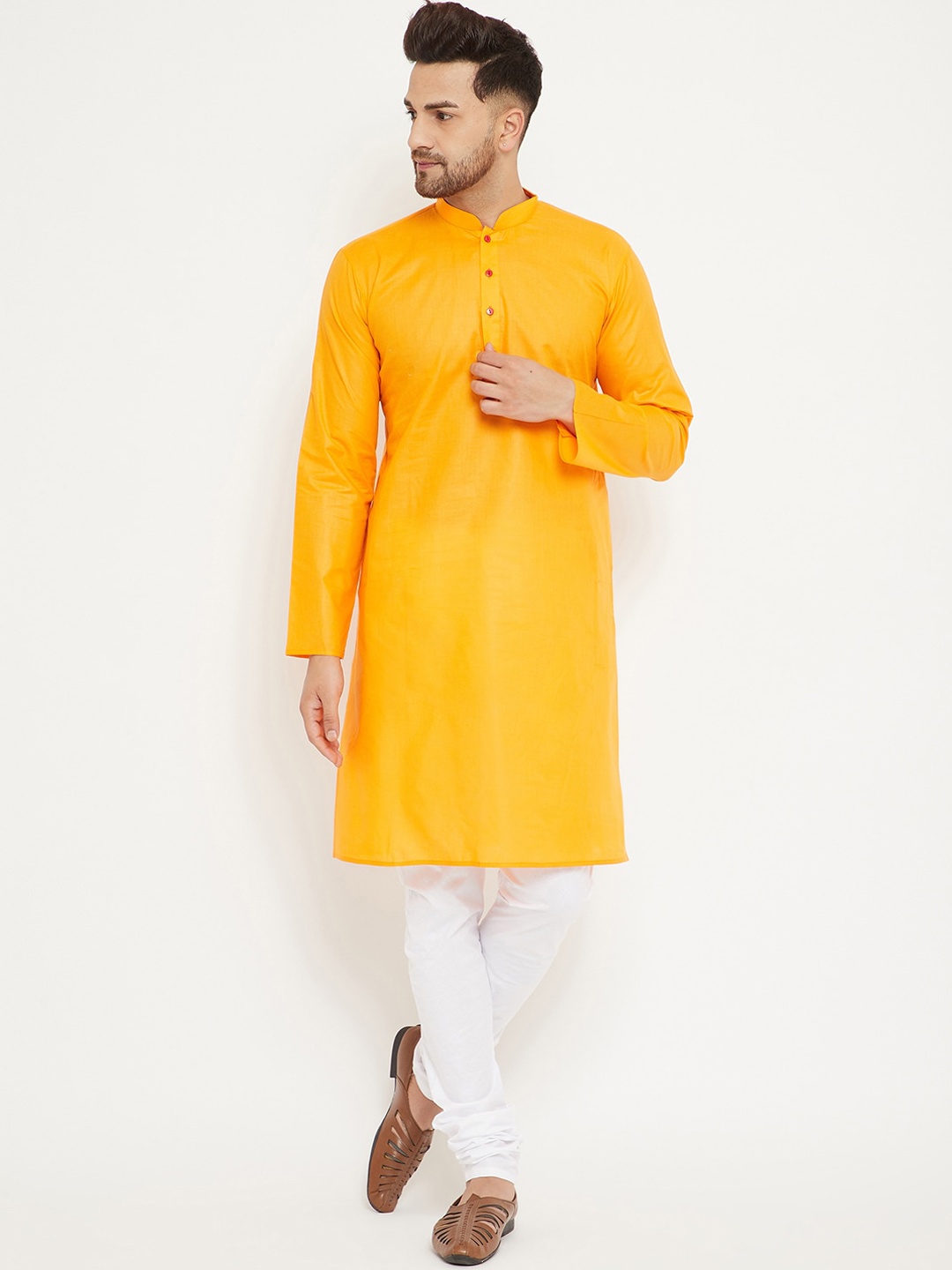 

VASTRAMAY Mandarin Collar Straight Kurta With Churidar, Orange