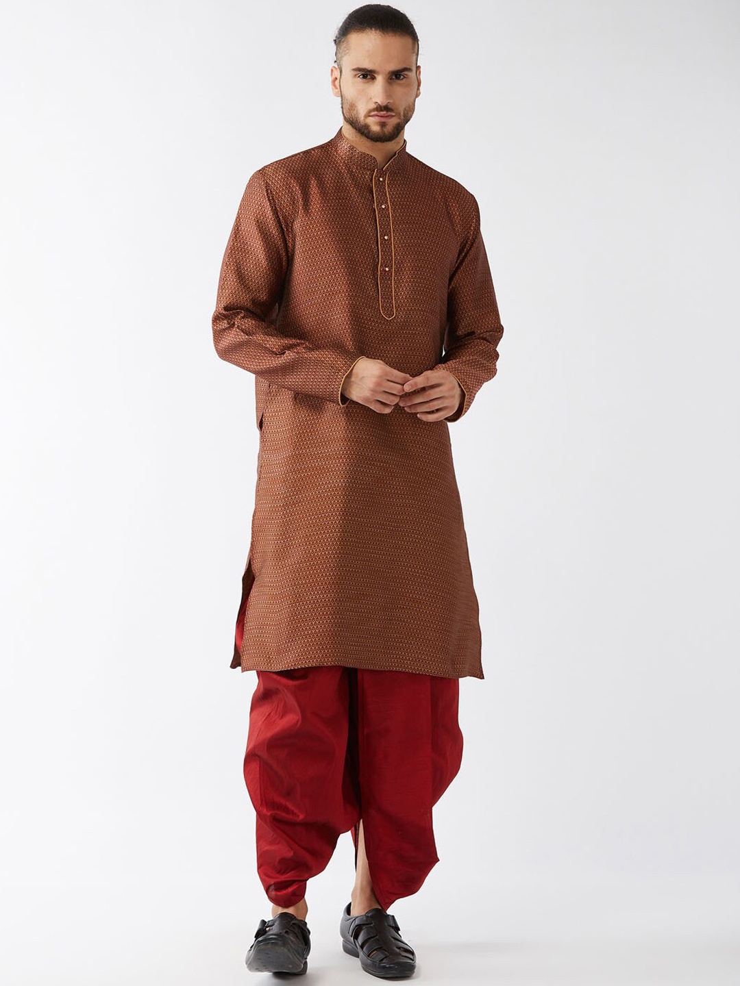 

VASTRAMAY Mandarin Collar Kurta with Dhoti Pants, Maroon