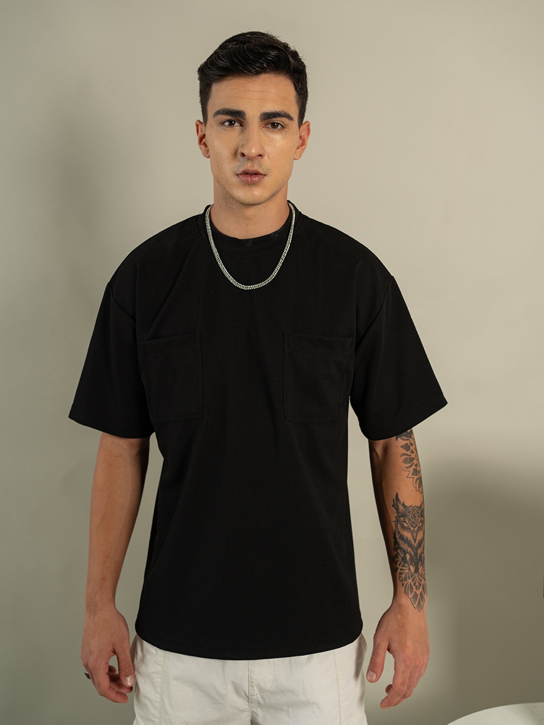 

UNRL Solid Drop-Shoulder Sleeves Pockets Casual T-shirt, Black