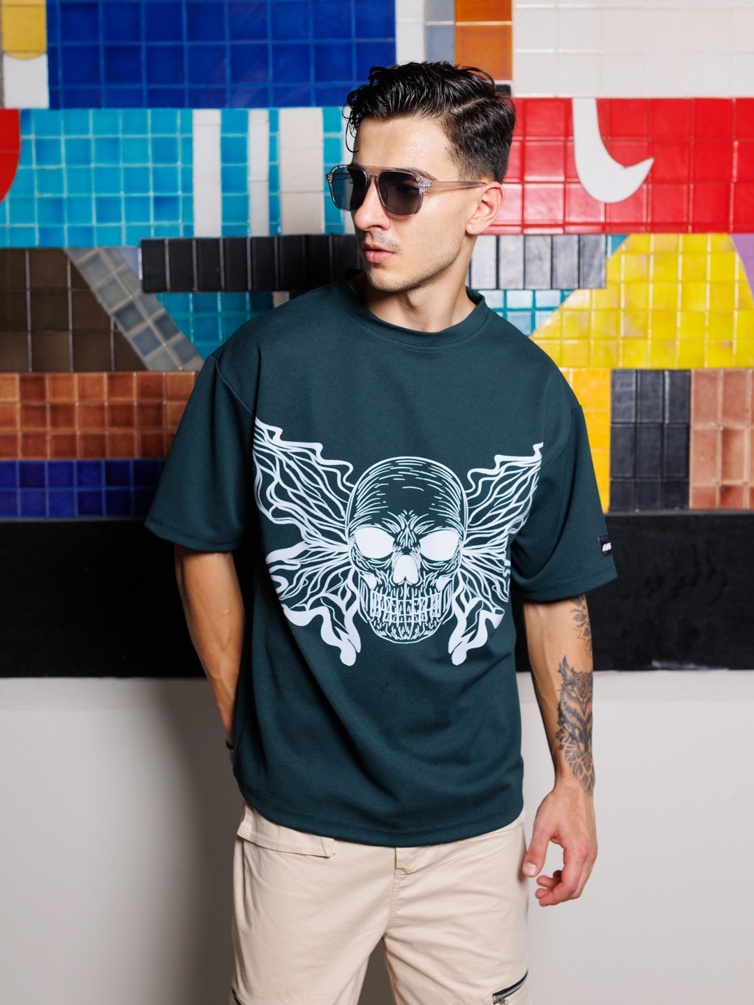 

UNRL Graphic Printed Drop-Shoulder Sleeves Casual T-shirt, Green