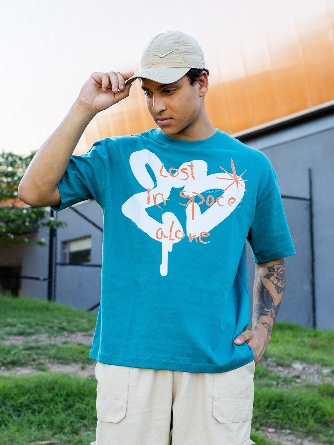 

UNRL Typography Printed Drop-Shoulder Sleeves T-shirt, Green