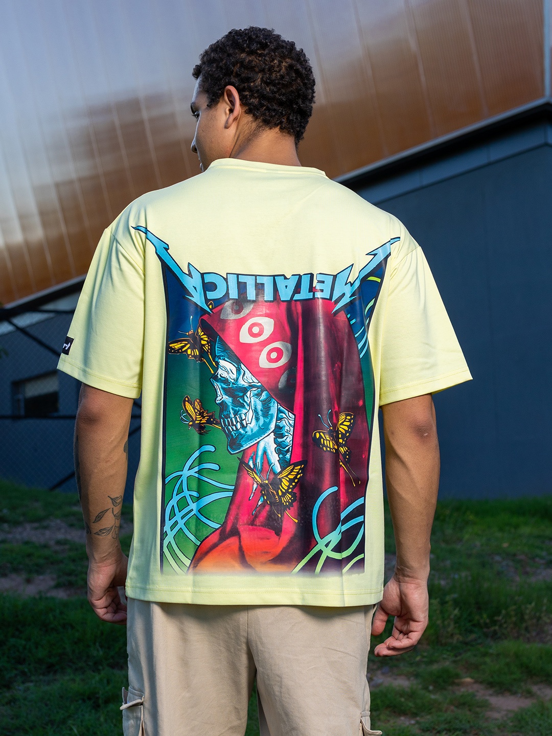 

UNRL Graphic Printed Drop-Shoulder Sleeves Pure Cotton T-shirt, Yellow