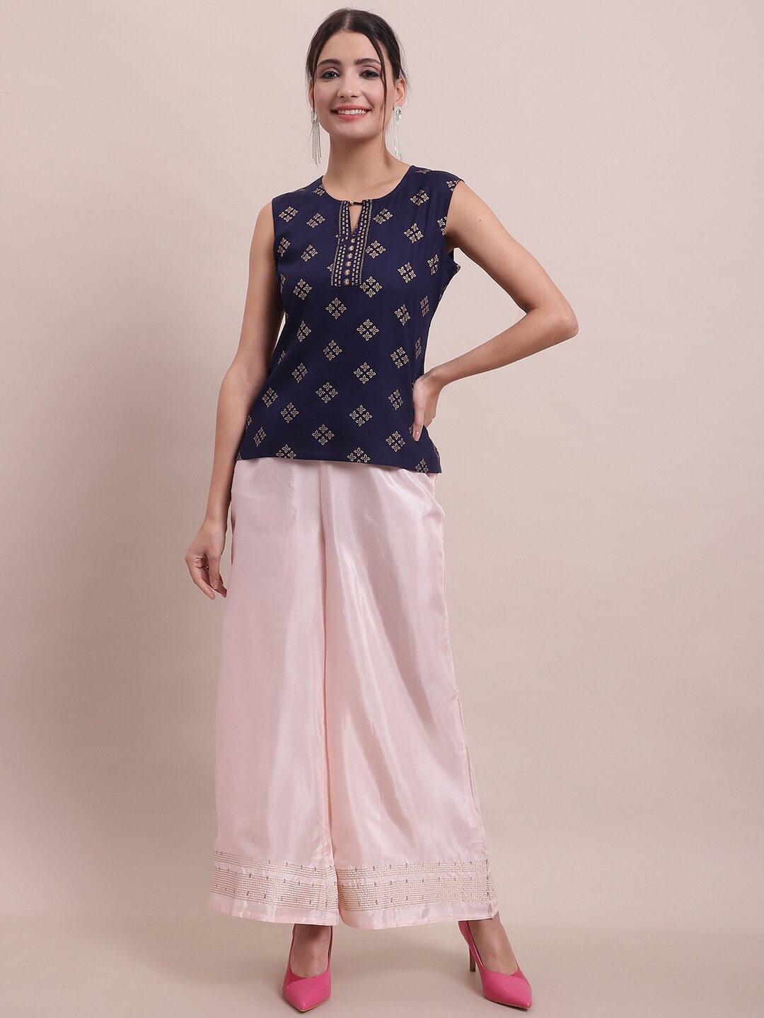 

Sangria Navy Blue Floral Printed Co-Ords Set