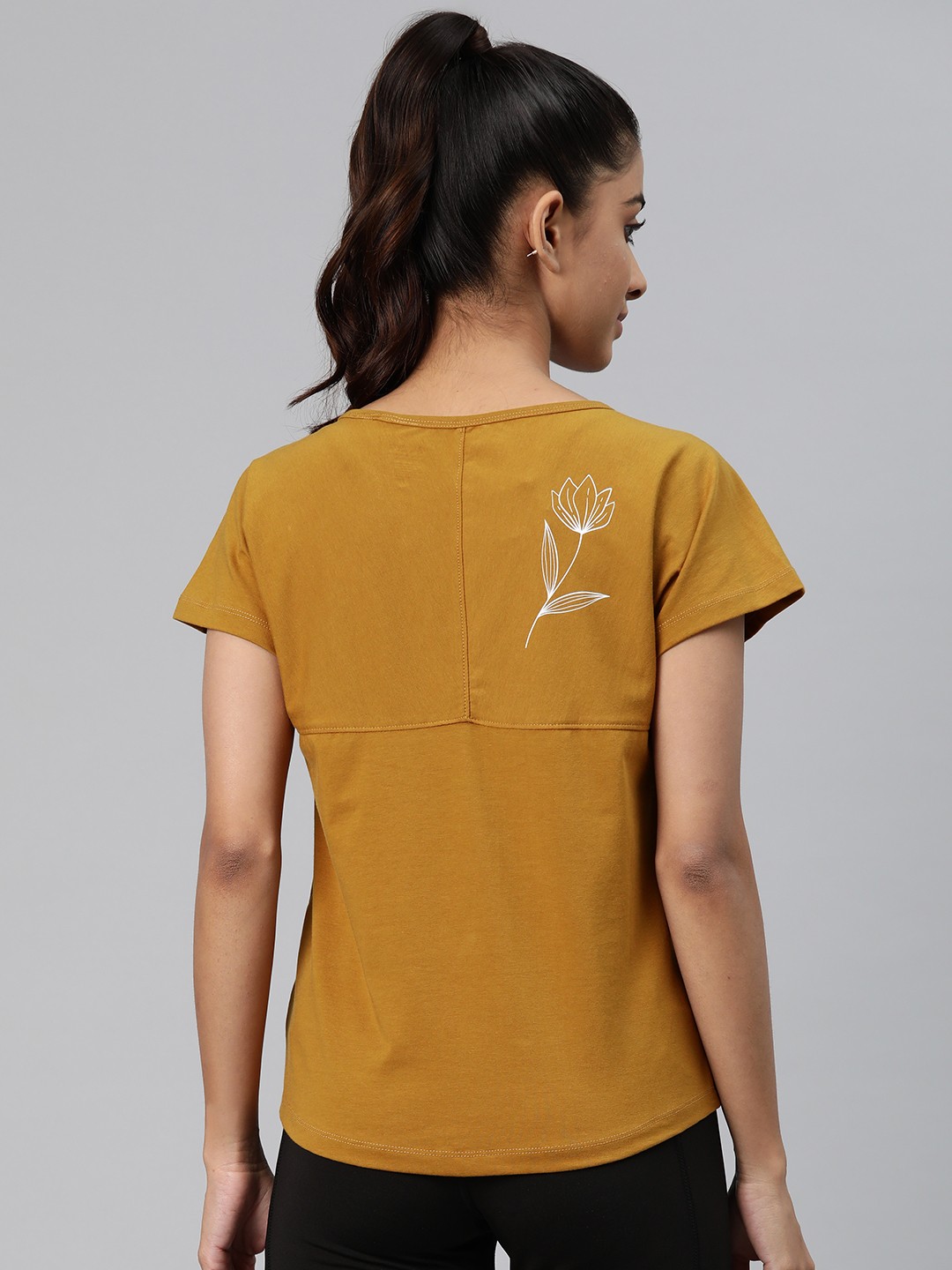 

Alcis Women Floral Printed Regular Fit T-shirt, Yellow