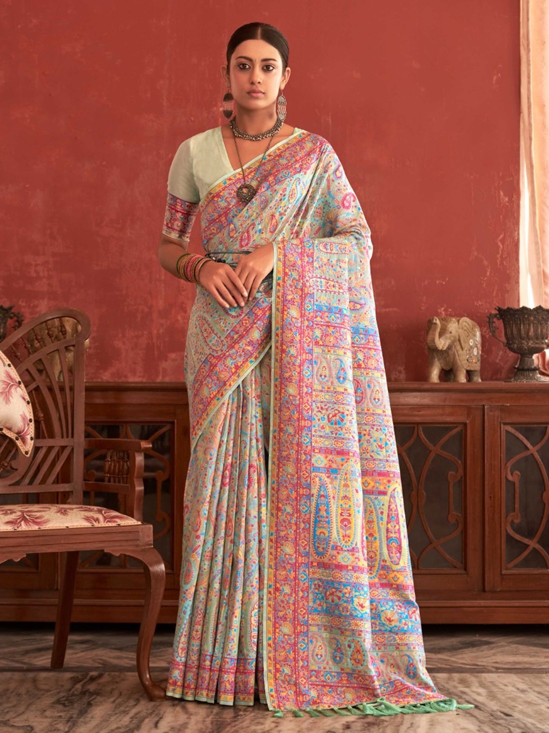 

Mitera Woven Design Silk Blend Saree, Sea green