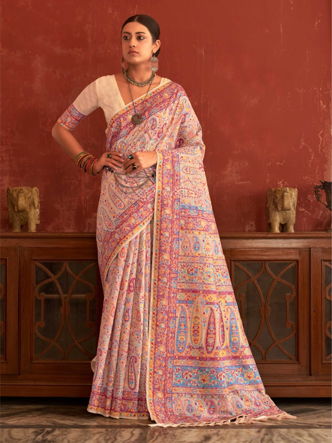 

Mitera Cream-Coloured & Blue Paisley Woven Design Saree