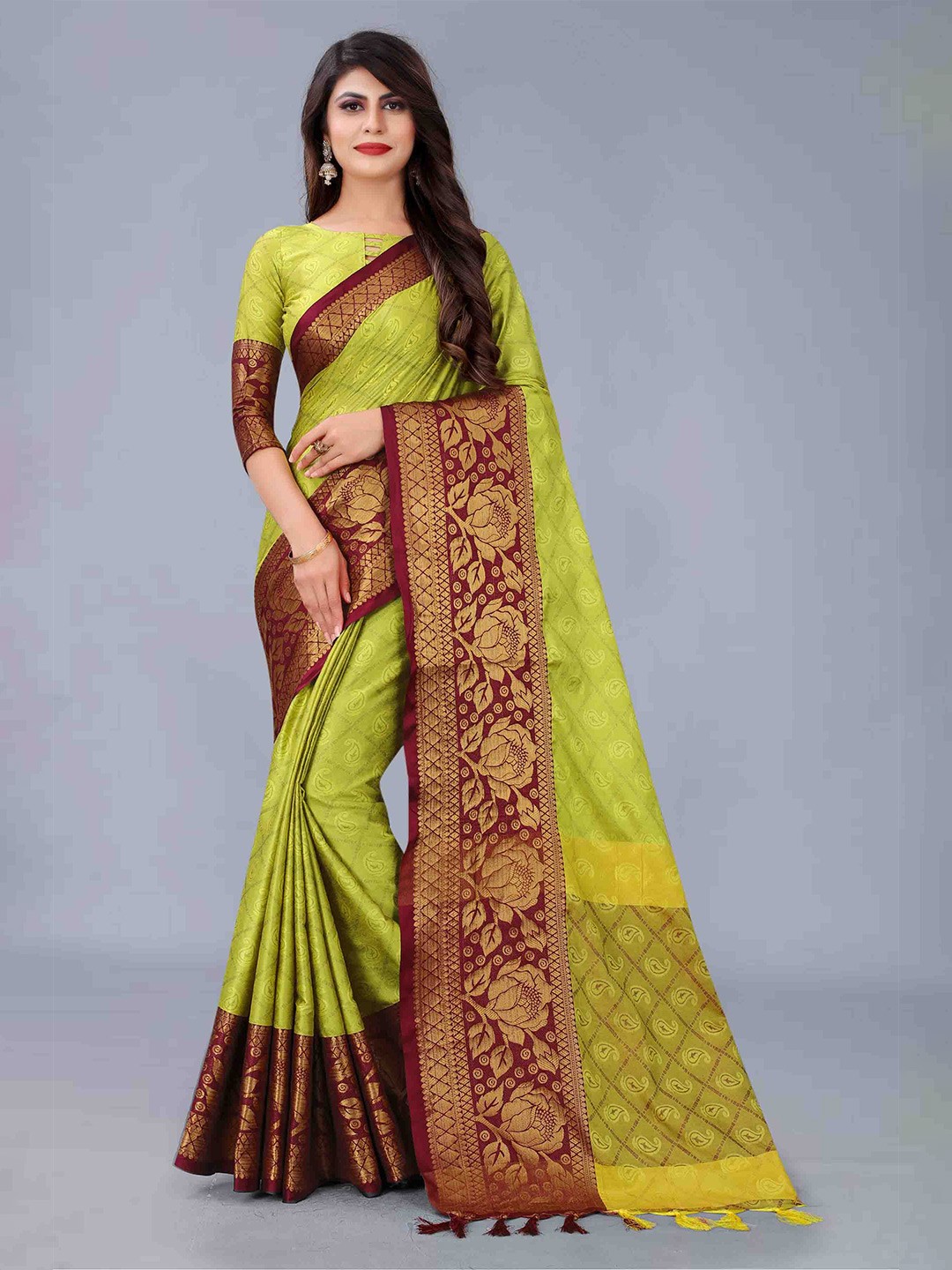 

MAGMINA Paisley Woven Design Zari Pure Silk Banarasi Saree, Sea green