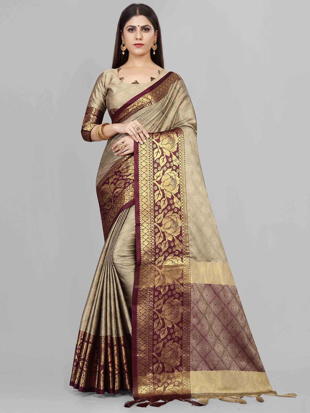 

MAGMINA Paisley Woven Design Zari Pure Silk Banarasi Saree, Cream