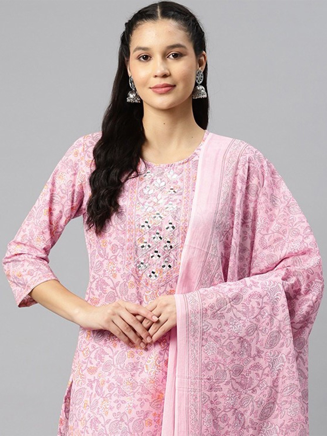 

Readiprint Fashions Women Floral Printed Gotta Patti Cotton Kurta with Palazzos & Dupatta, Pink