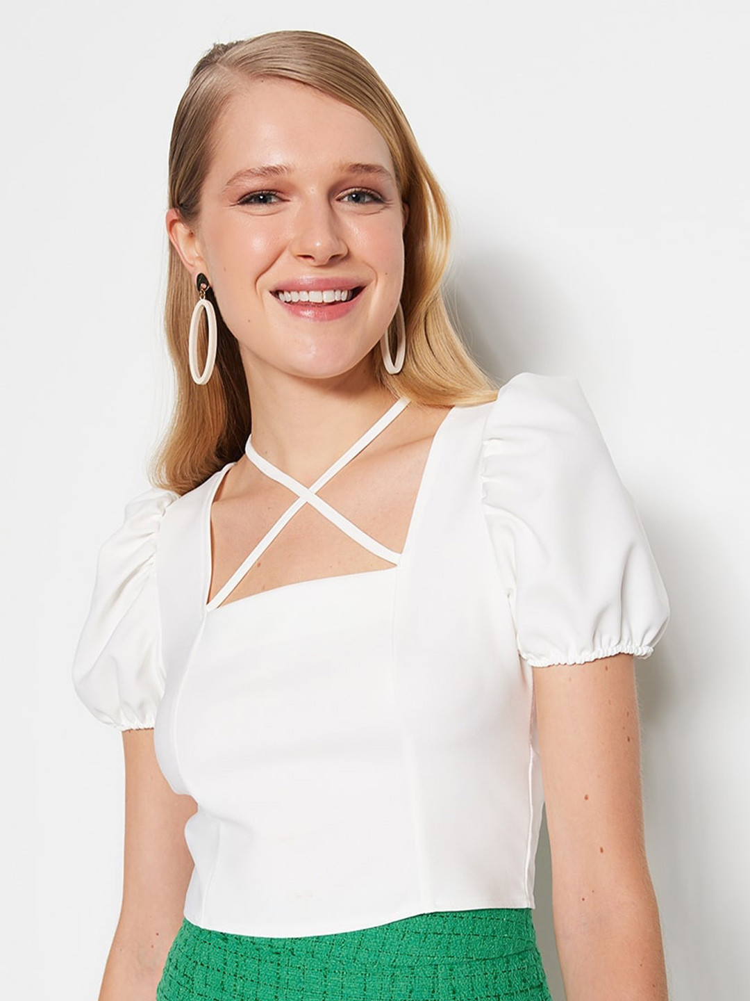 

Trendyol Tie Up Puff Sleeve Fitted Top, White