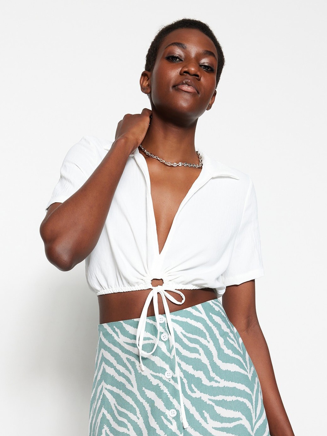 

Trendyol Shirt Style Crop Top, White