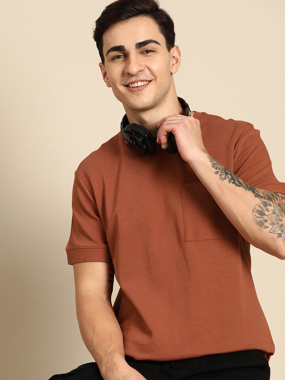 

United Colors of Benetton Solid Chest Pocket Detailed Pure Cotton T-shirt, Brown