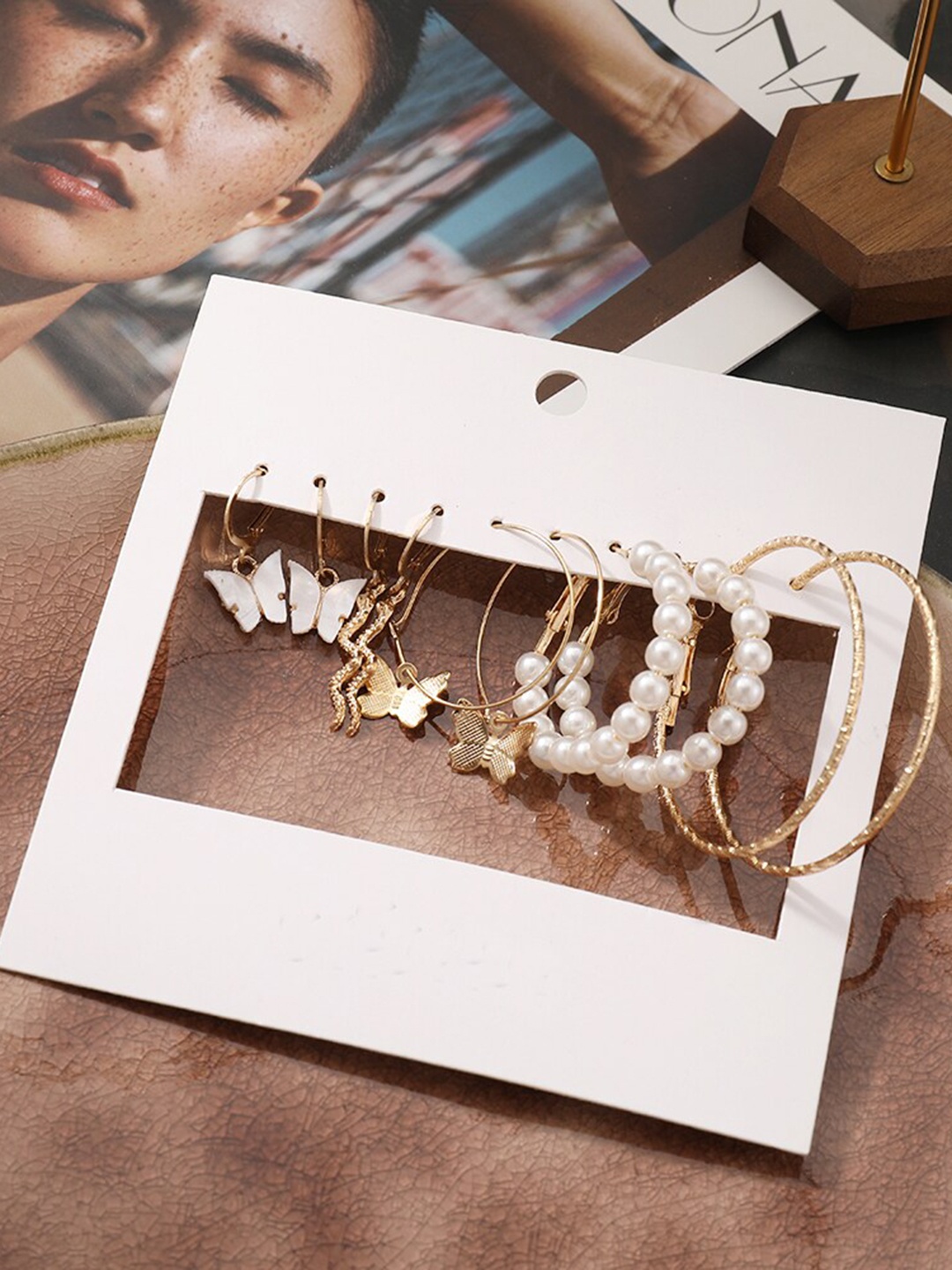 

Shining Diva Fashion Set of 5 Gold-Plated Contemporary Studs