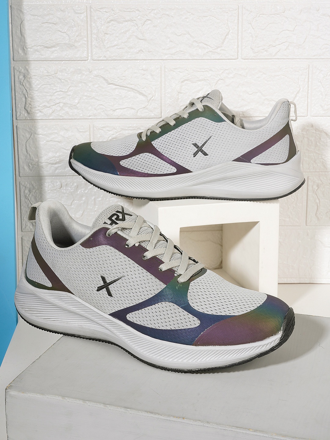 

HRX by Hrithik Roshan Men 3D Flex Technology Running Shoes, Grey