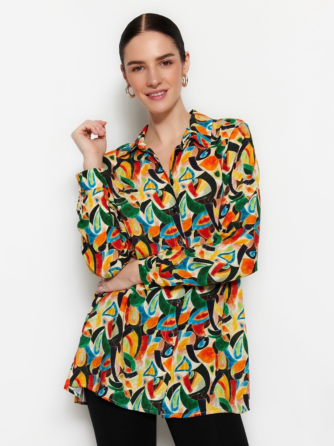 

Trendyol Abstract Printed Casual Shirt, Green