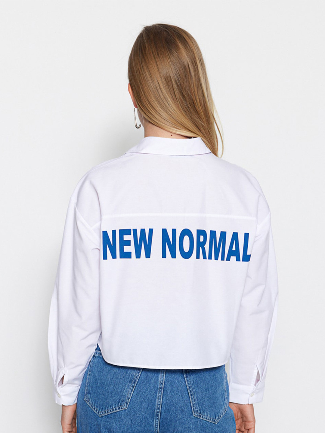 

Trendyol Typography Printed Crop Casual Shirt, White