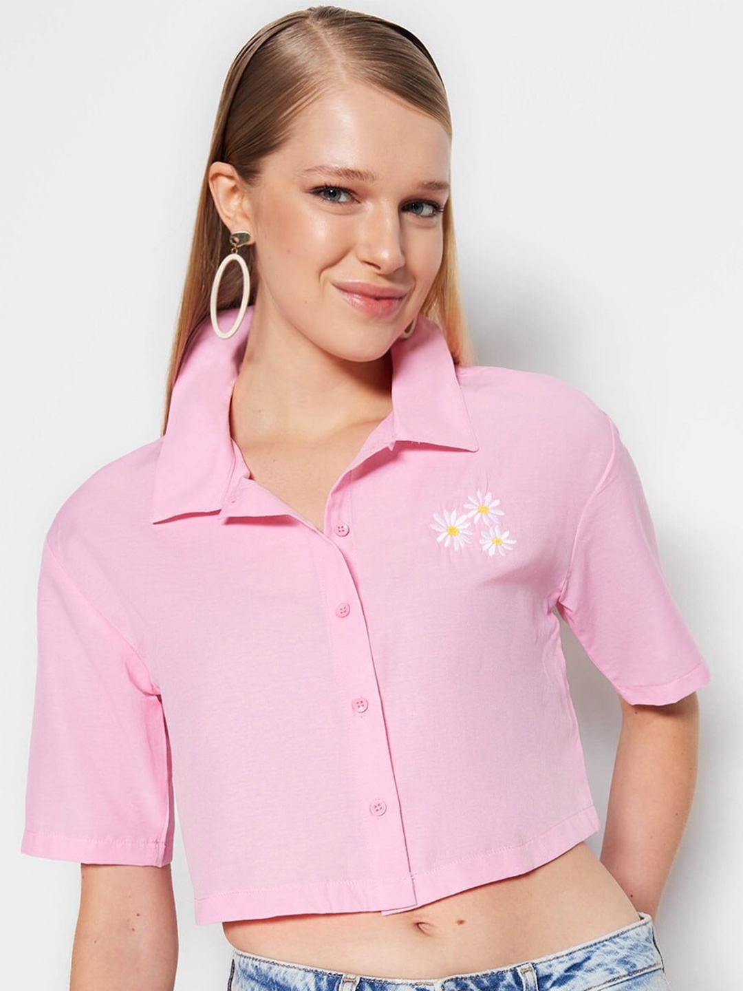 

Trendyol Embroidered Spread Collar Crop Casual Shirt, Pink