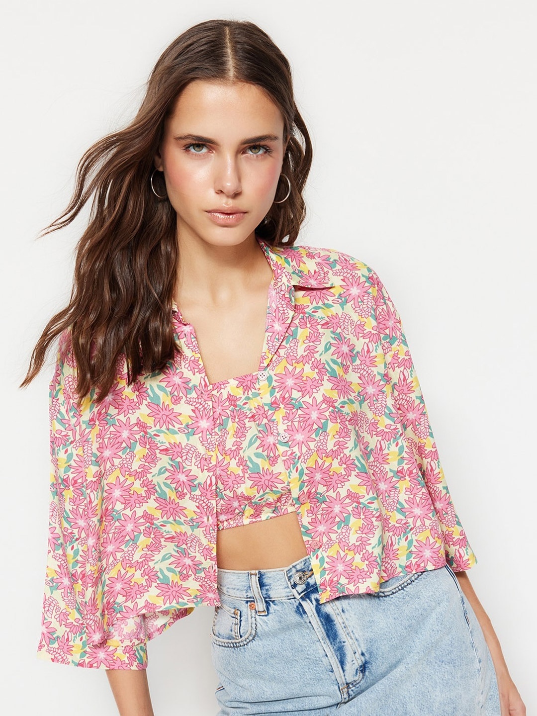 

Trendyol Floral Printed Casual Shirt, Pink