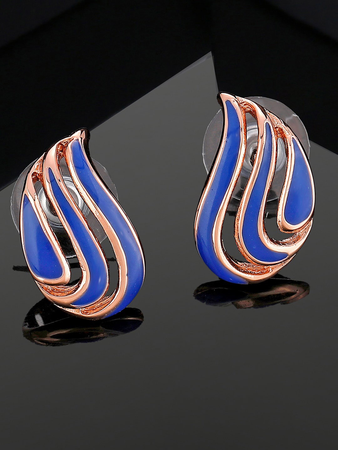 

Estele Rose Gold-Plated Leaf Shaped Stud Earrings