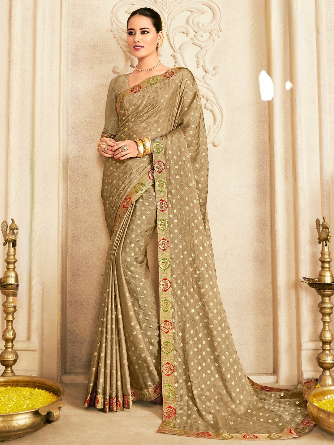 

Laxmipati Ethnic Motif Zari Poly Chiffon Saree With Blouse Piece, Red