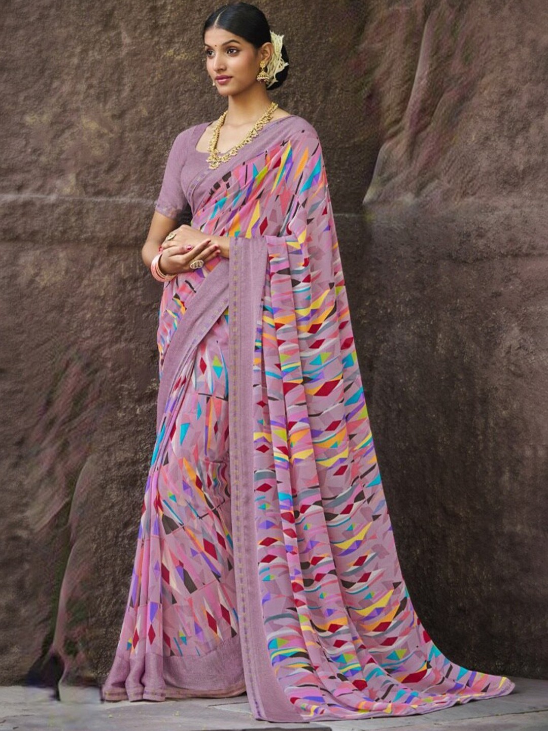 

Laxmipati Abstract Poly Georgette Saree With Blouse Piece, Purple