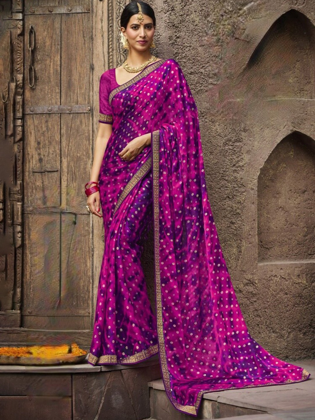 

Laxmipati Paisley Printed Poly Chiffon Saree, Purple