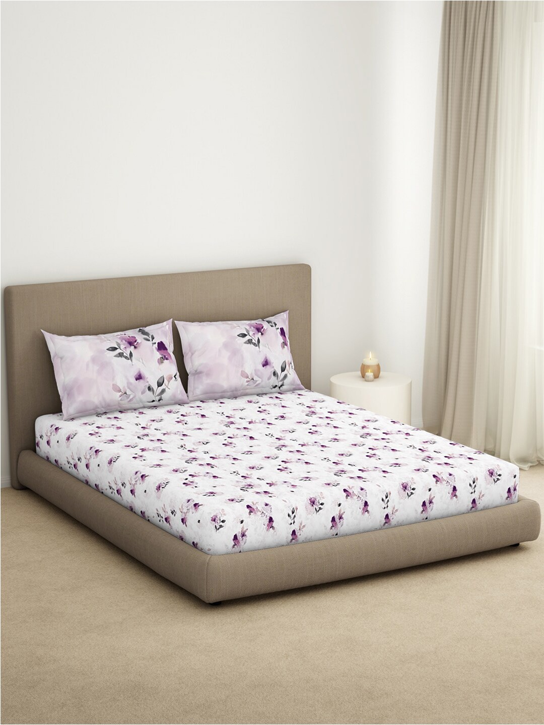 

SPACES Spring Ode White Floral Printed 144 TC Pure Cotton King Bedsheet & 2 Pillow Covers