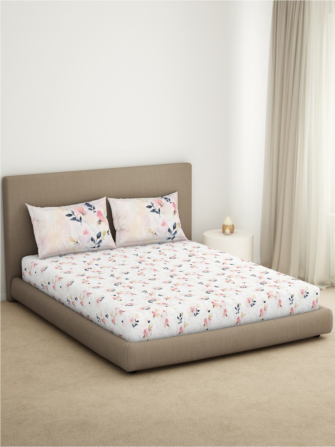 

SPACES Spring Ode White Floral 144 TC Pure Cotton King Bedsheet with 2 Pillow Covers