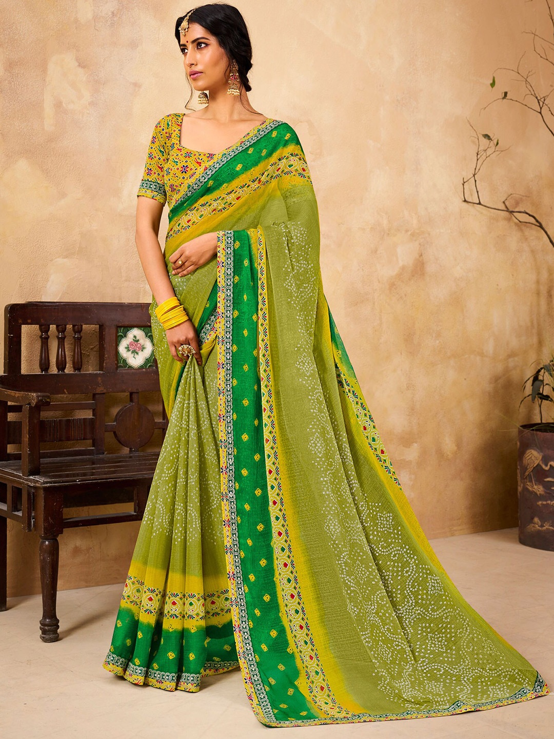 

Laxmipati Ethnic Motifs Embroidered Saree, Green