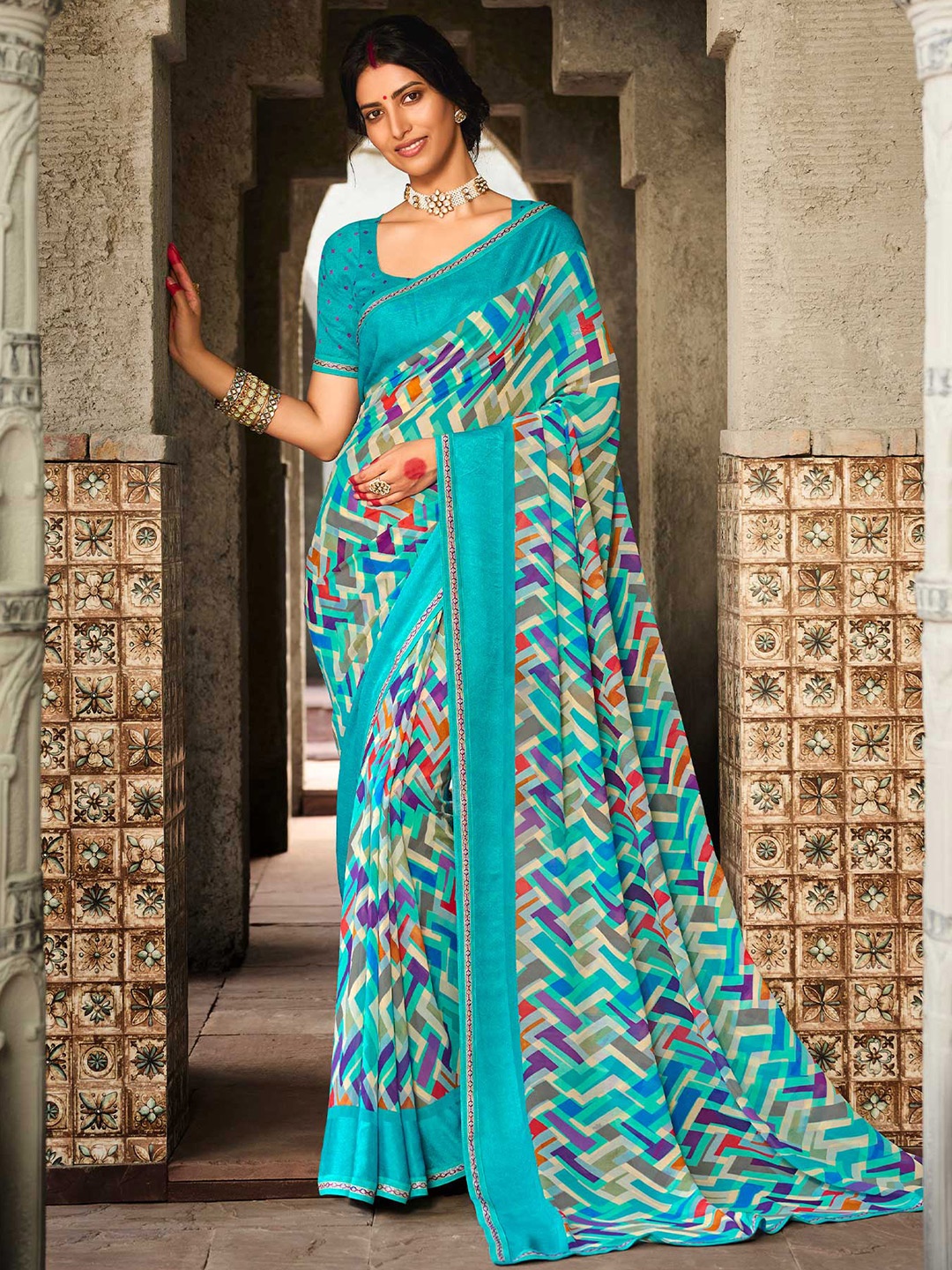 

Laxmipati Abstract Printed Saree, Blue